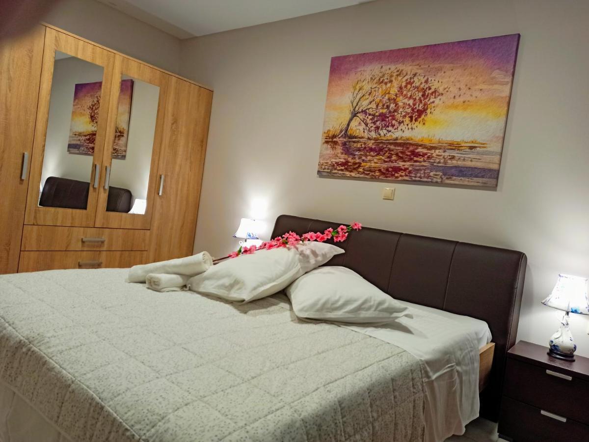 Central Square Apartment 1 Pírgos المظهر الخارجي الصورة